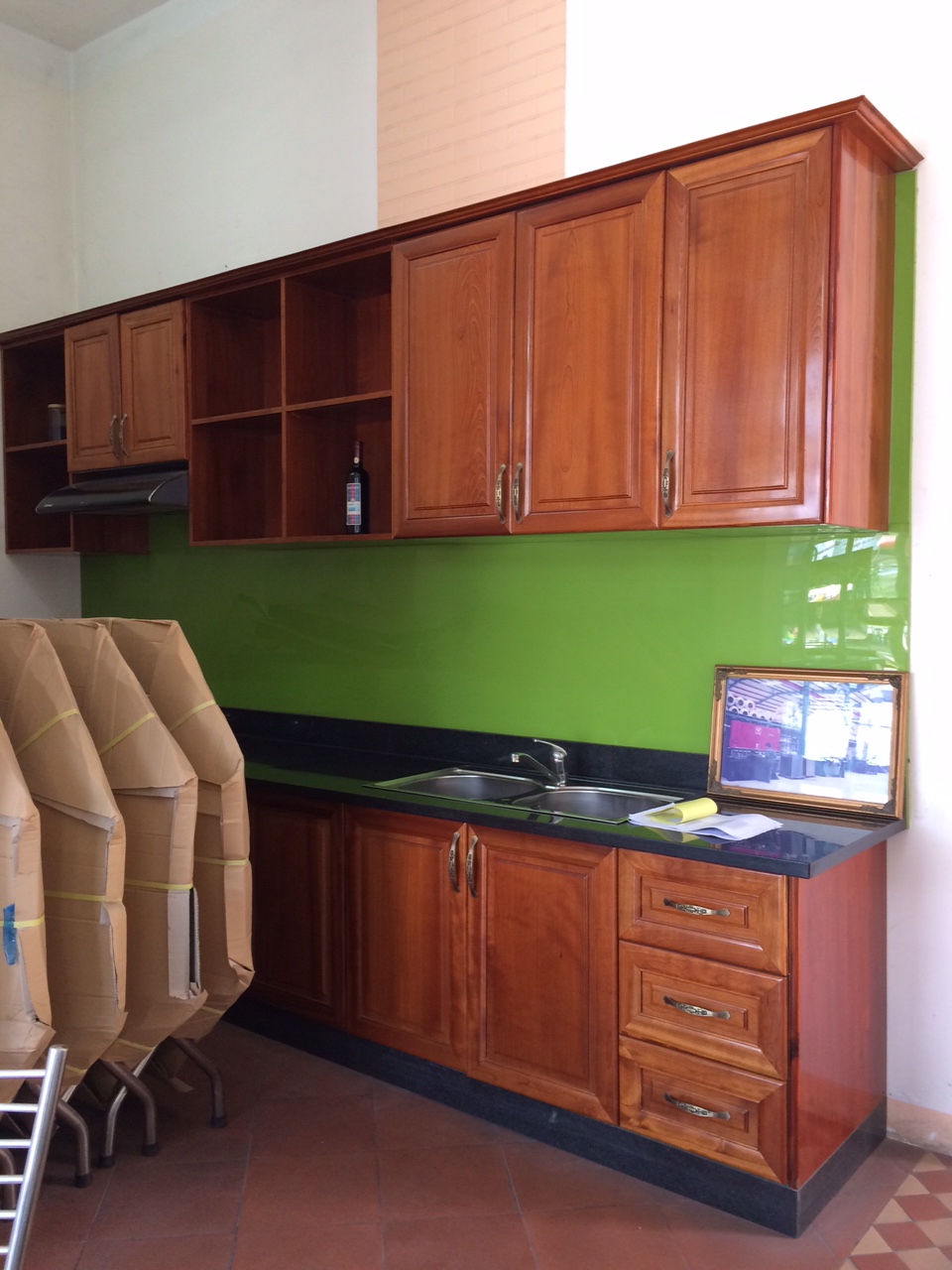 Van Wood Kitchen Cabinet